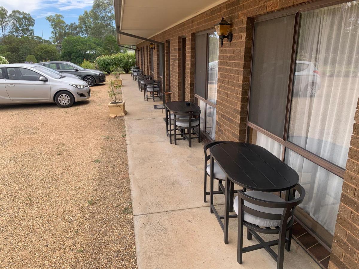 Newell Motor Inn Narrandera Exterior foto